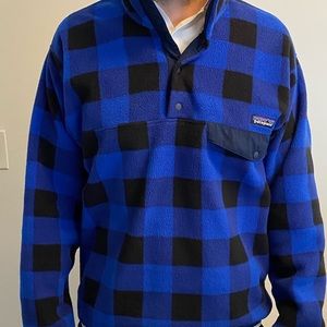 patagonia blue and black pullover; size medium